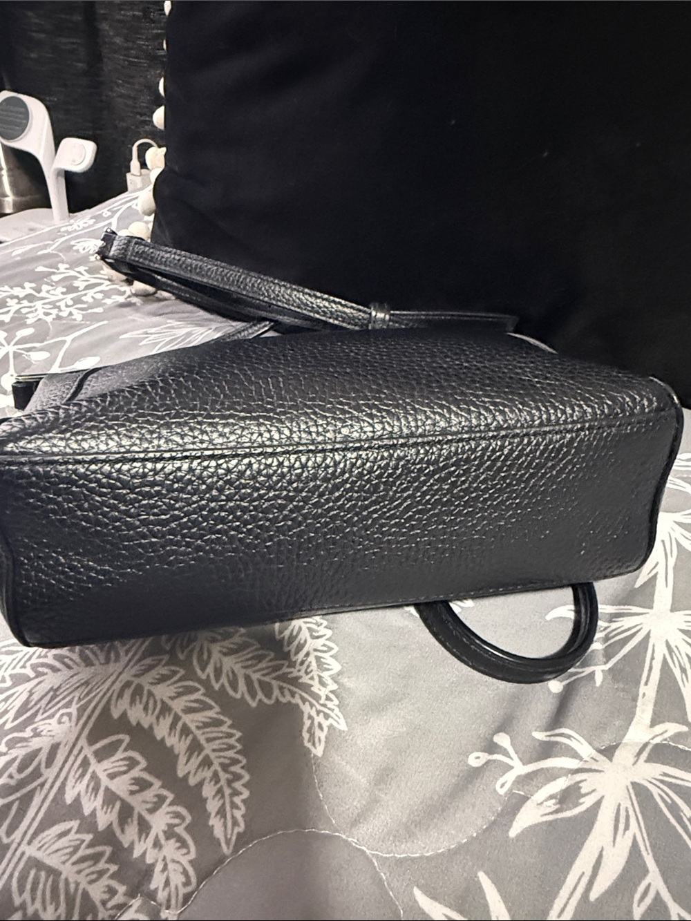 kate spade Monica black pebbled leather crossbody with gold logo - Picture 6 of 10